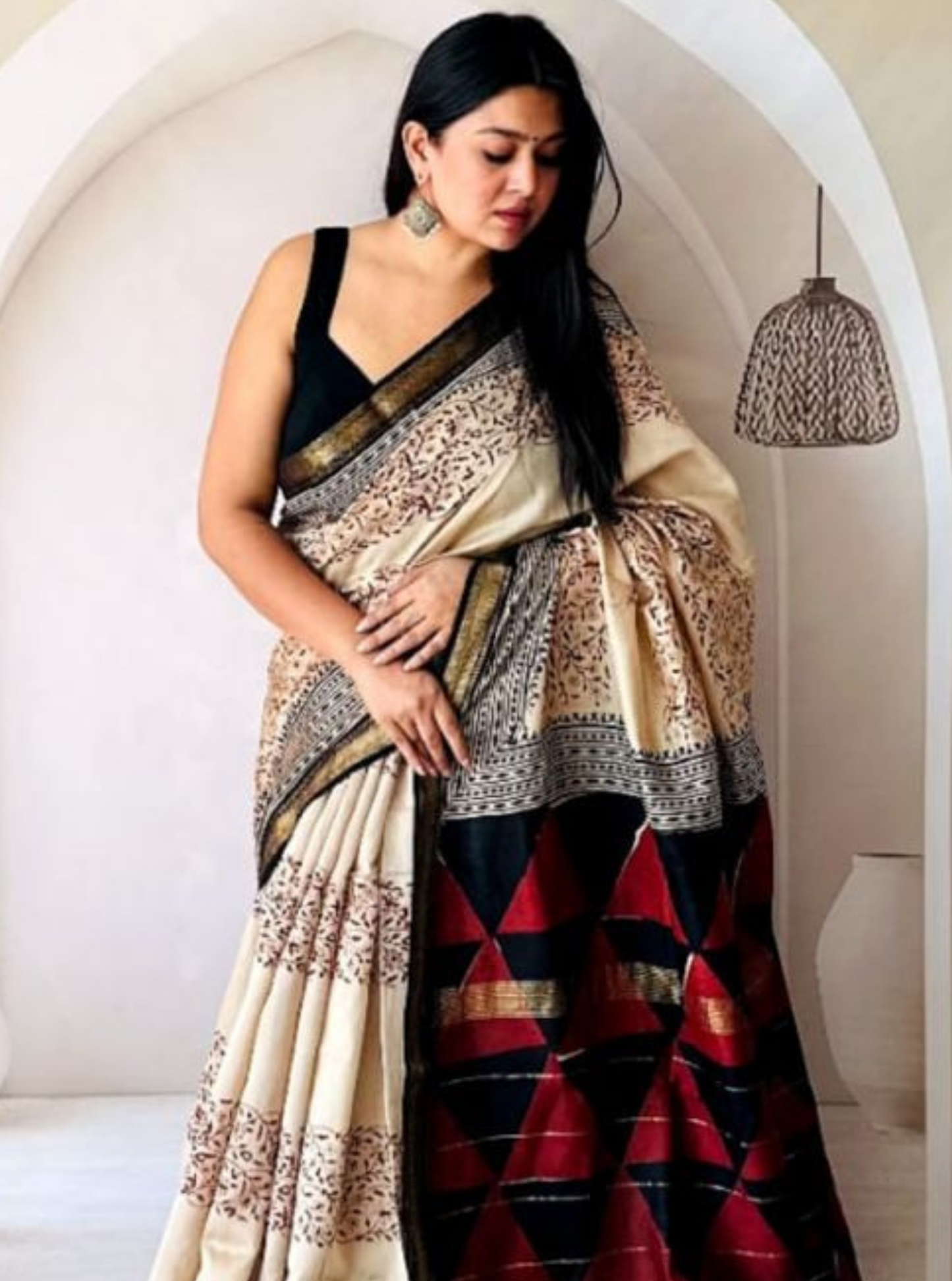 Ivory & Black Maheshwari Silk Saree with Geometric Pallu