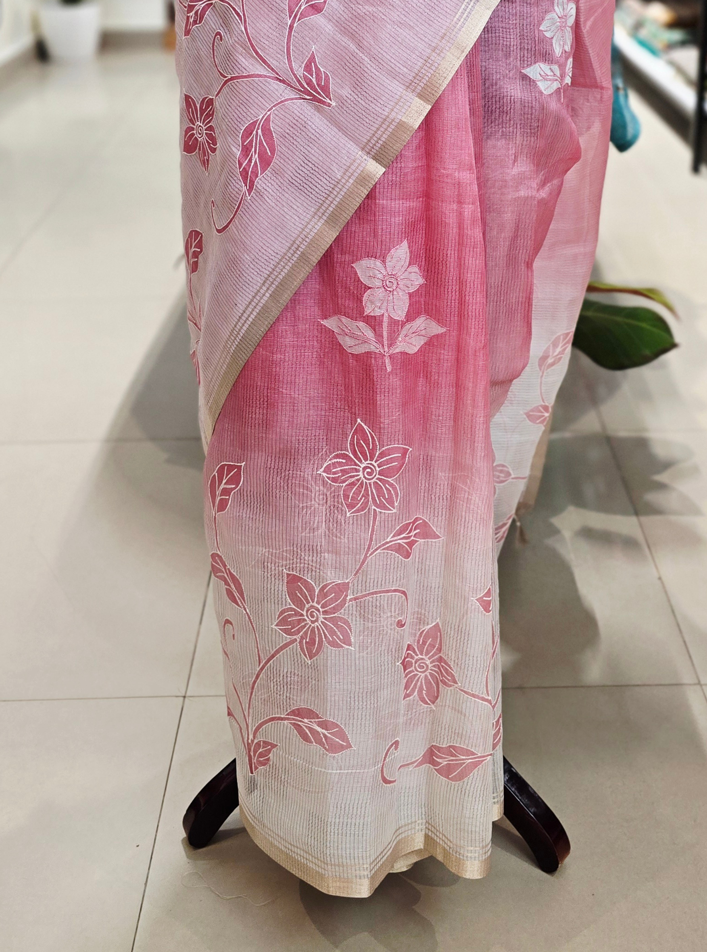 Elegant Pink Kota Appliqué Saree with Floral Vine Design