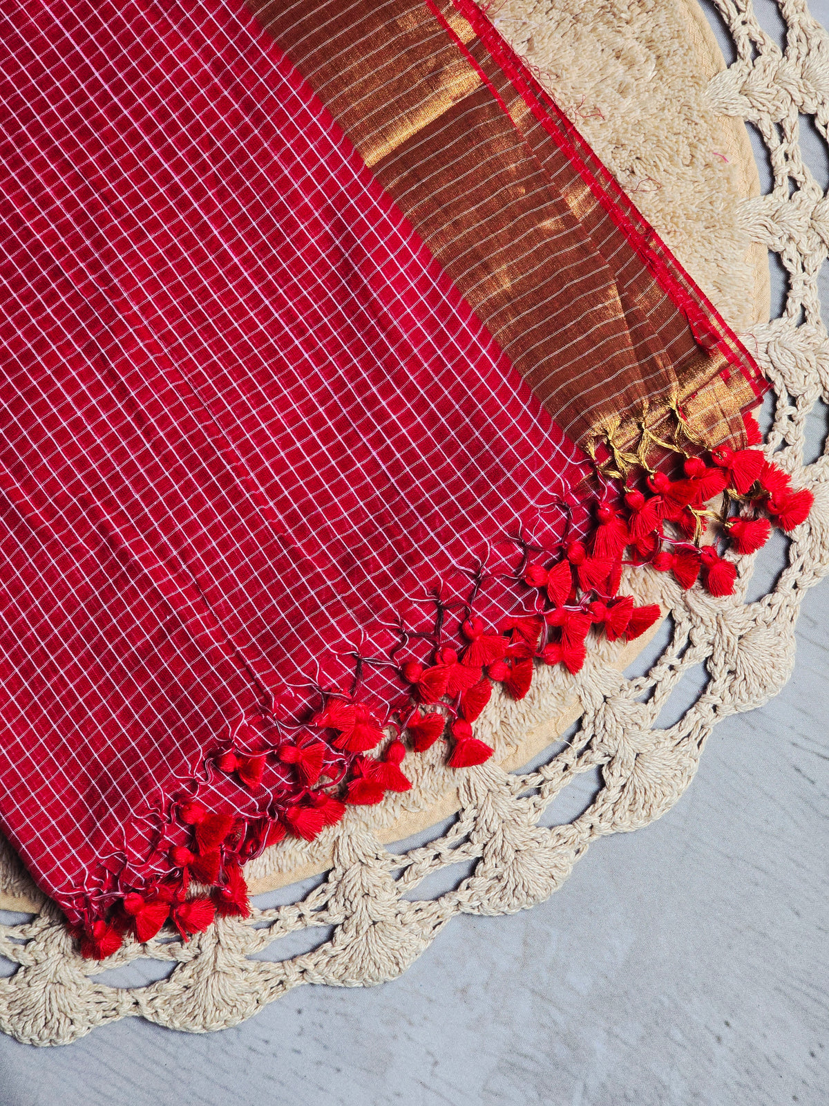 Ruby Gold Checkered Mul Cotton Saree with Zari Border & Tassel Detailing