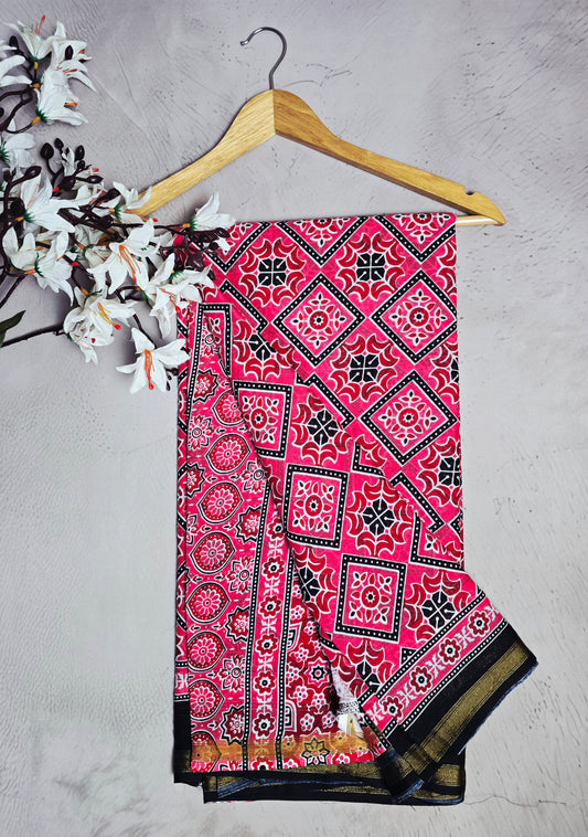 Pink & Black Geometric Diamond Print Cotton Saree