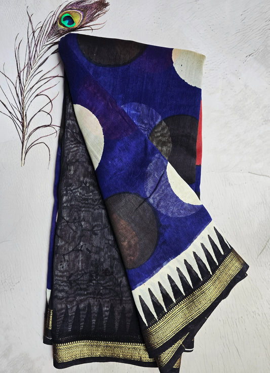 Navy Blue & Red Maheshwari Silk Saree with Bold Geometric Circle Motifs