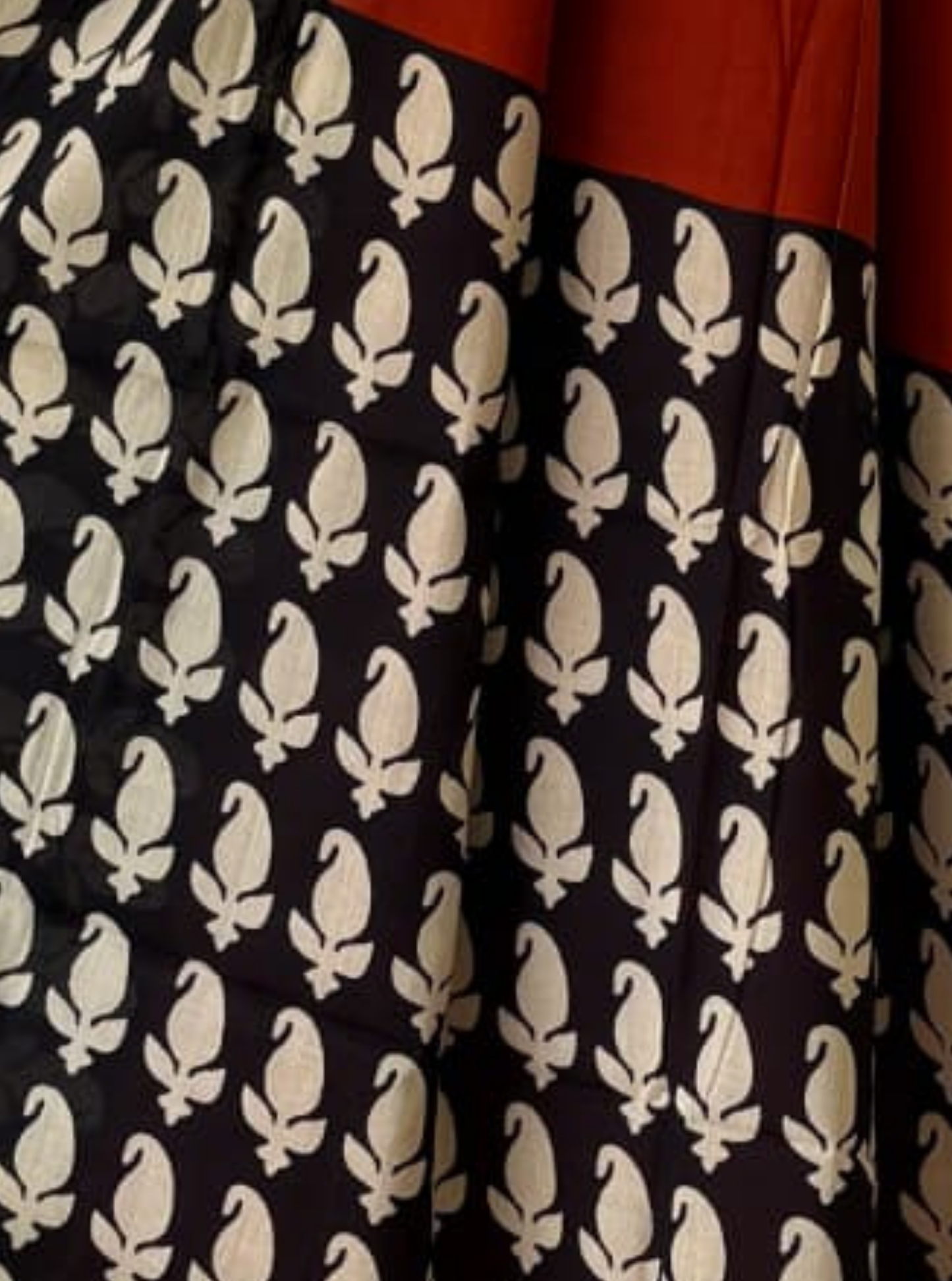 Black & Rust Bagru Print Cotton Saree with Leaf Motifs