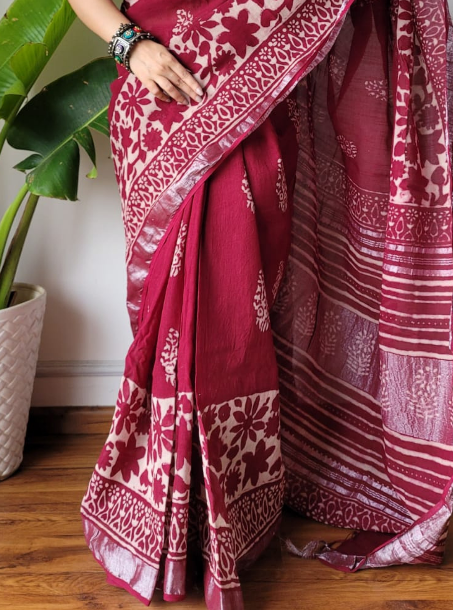 Maroon Cotton Linen Saree with Hand Block Inspired Prints & Statement Pallu
