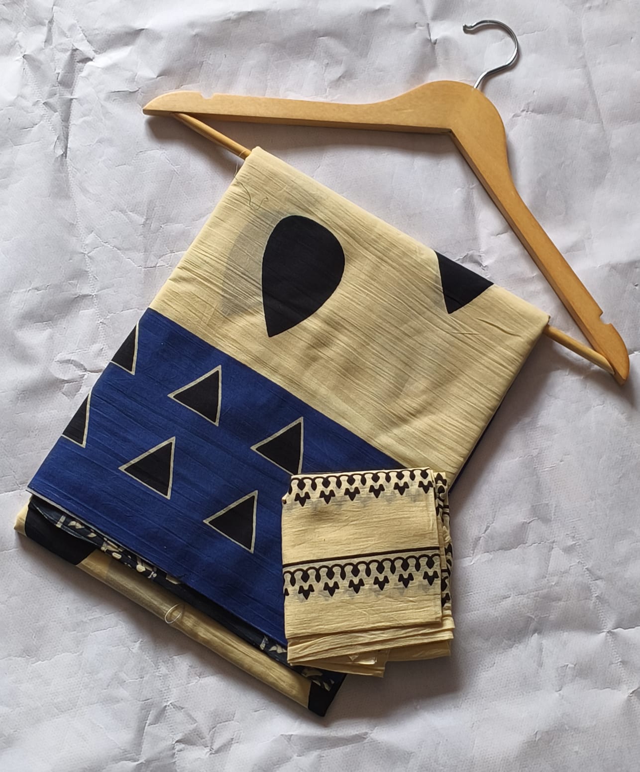 Ivory & Indigo Geometric Cotton Bagru Saree
