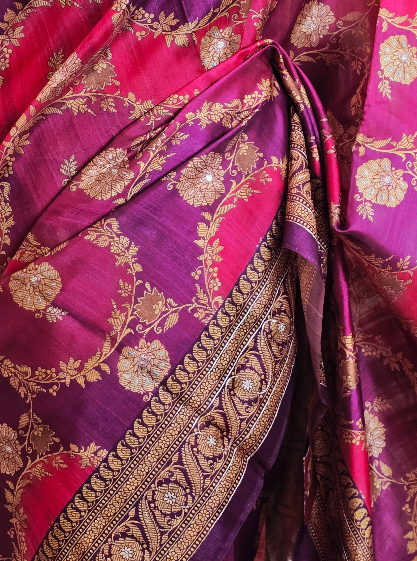 Dual-Tone Wine & Magenta Tussar Silk Saree with Zari Floral Weaving