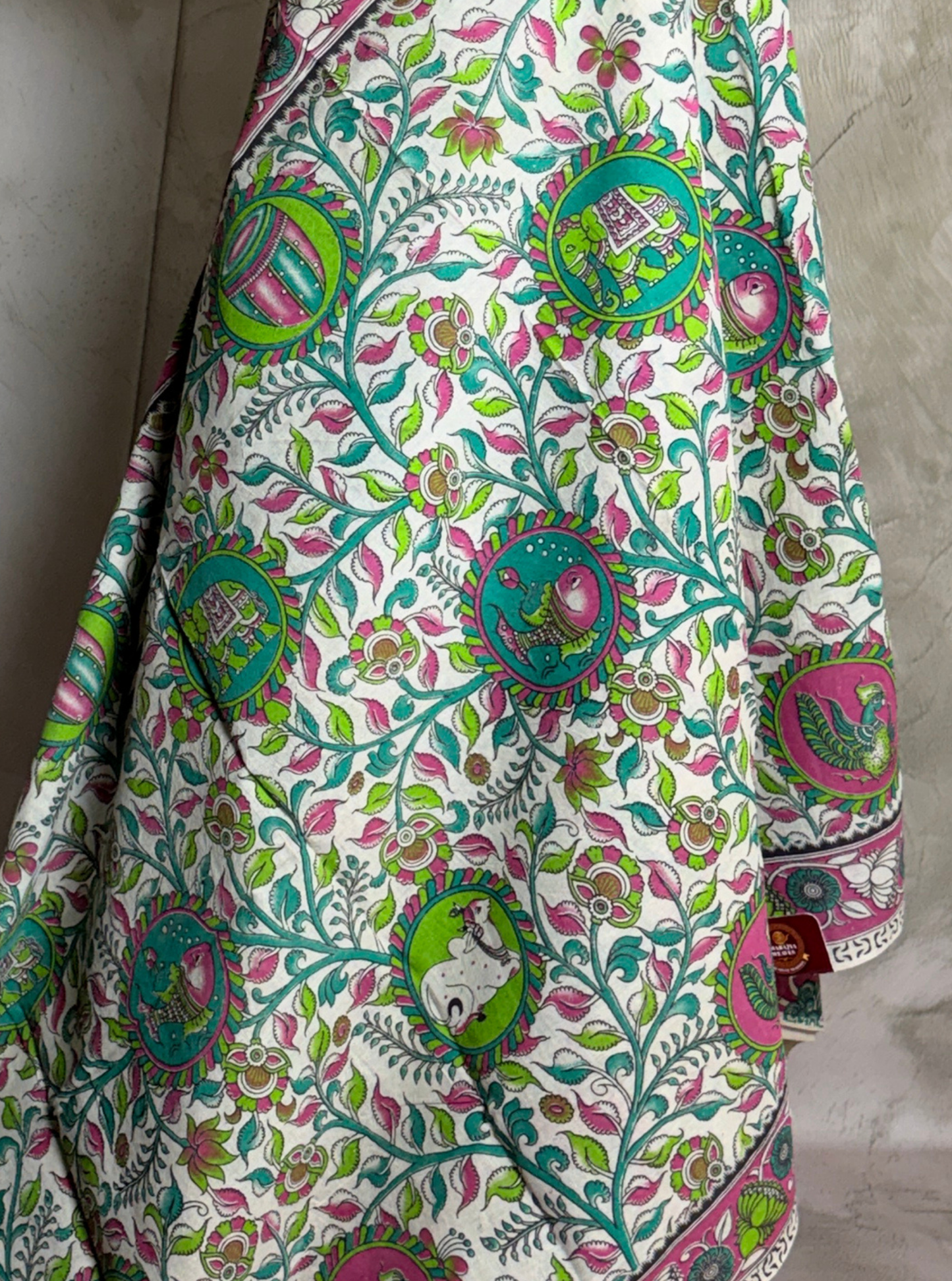 Ivory Cotton Saree with Multicolor Kalamkari Motifs & Pink Border