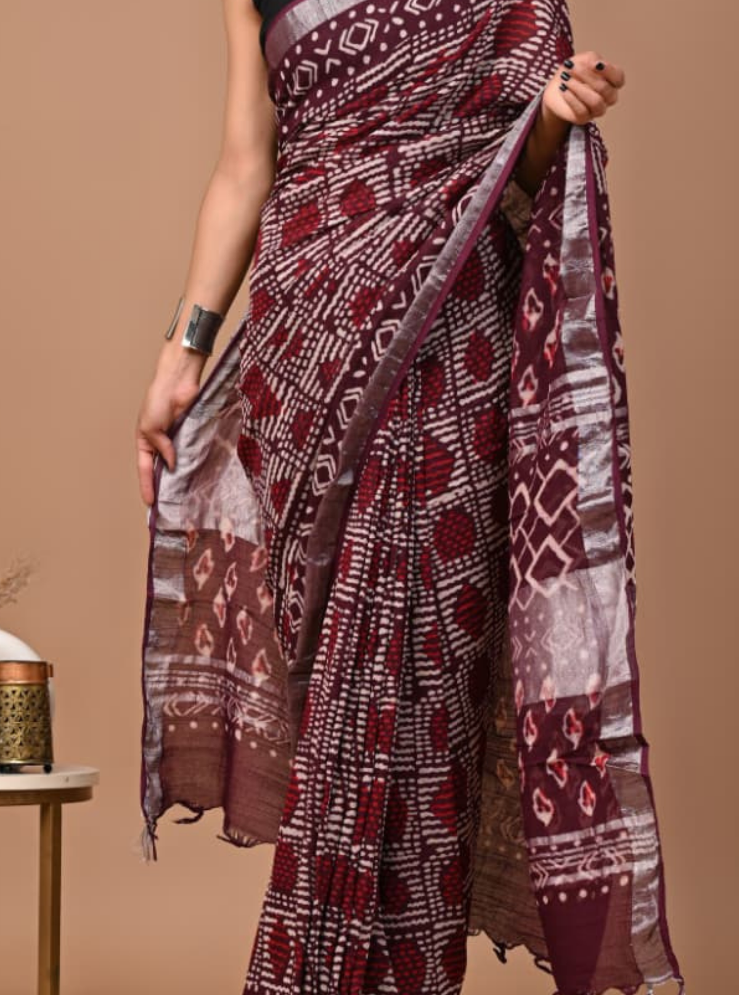 Maroon Linen Cotton Saree with Bandhani-Inspired Design