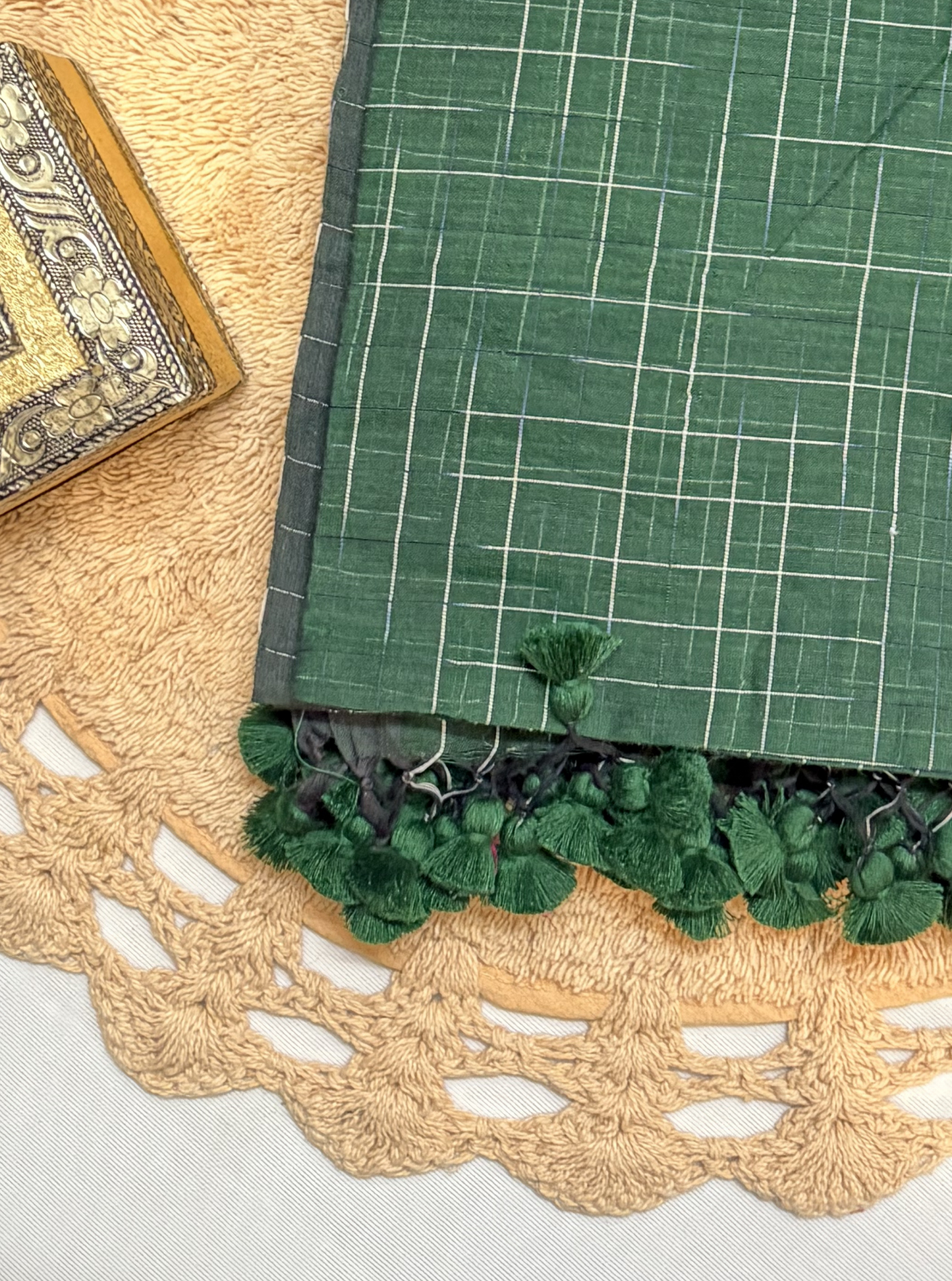 Forest Green Mul Cotton Saree with Subtle Grid Design
