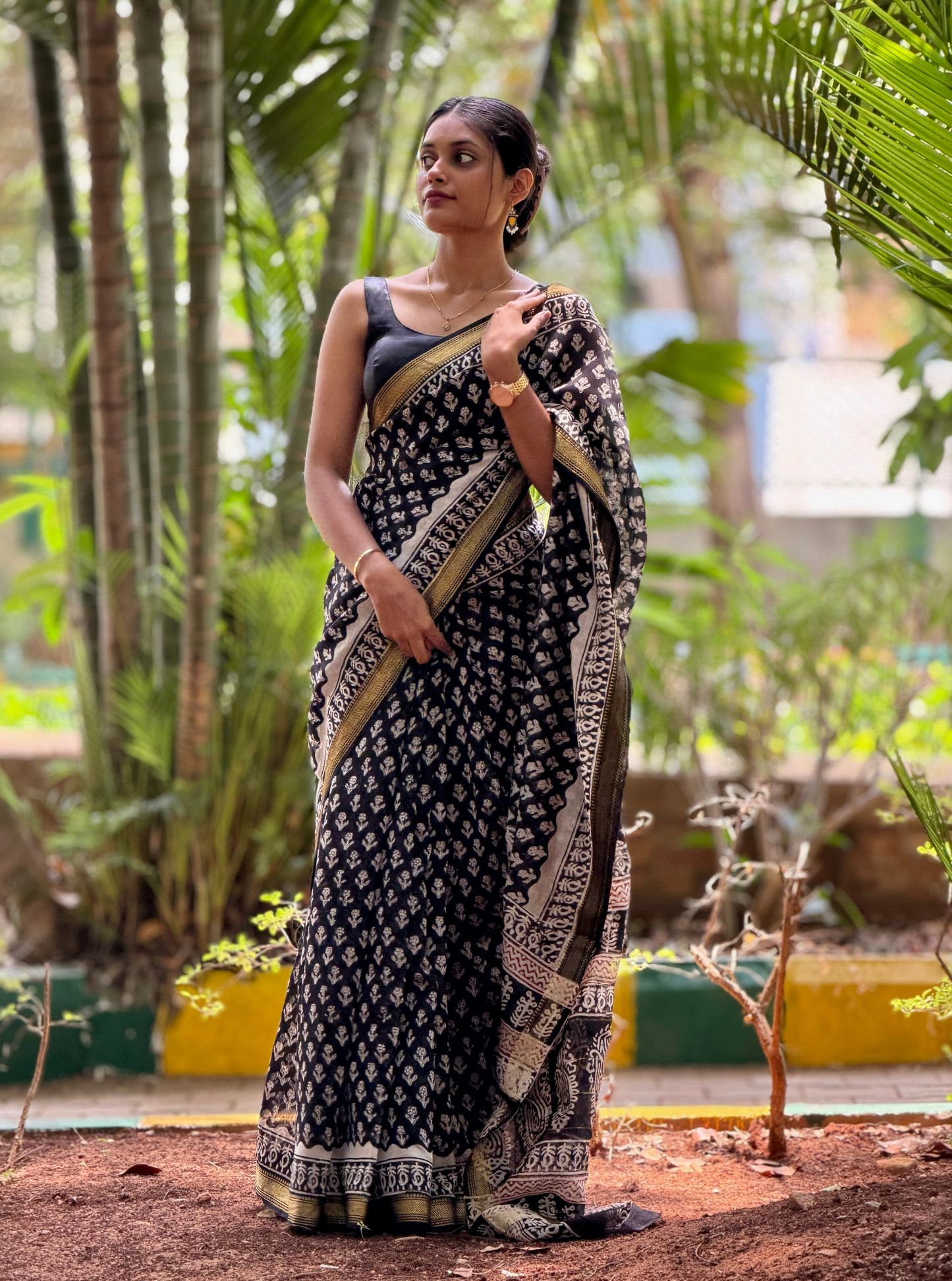 Black Maheshwari Silk Saree with Traditional Ivory Motifs