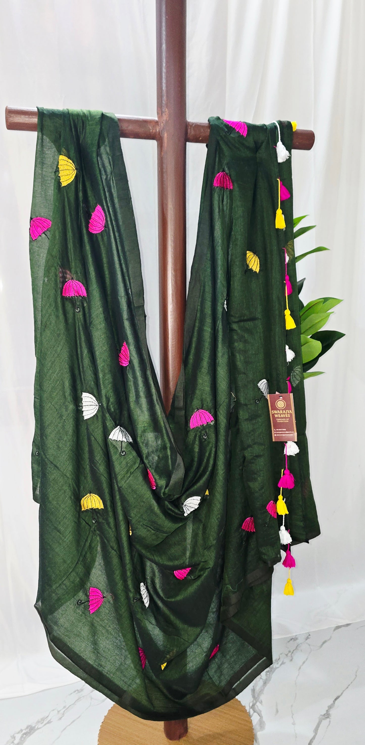Handcrafted Mul Cotton Saree in Deep Green with Multicolor Umbrella Motifs
