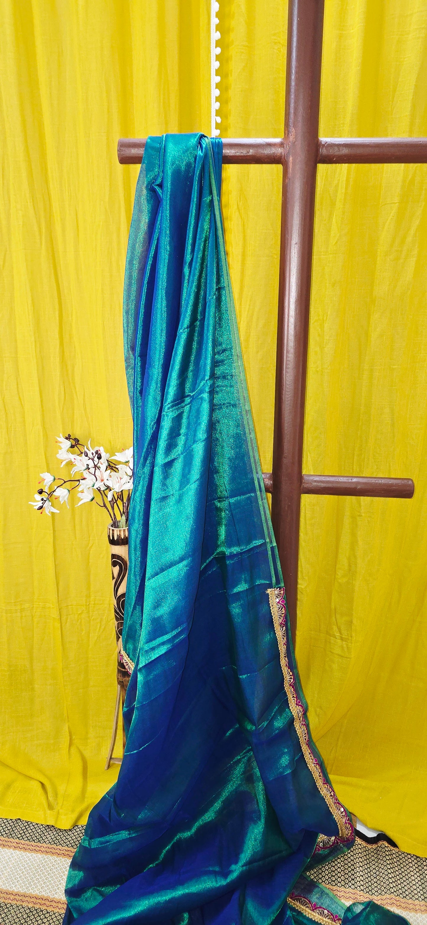 Blue & Green Dual Tone Tissue Silk Saree with Border Work