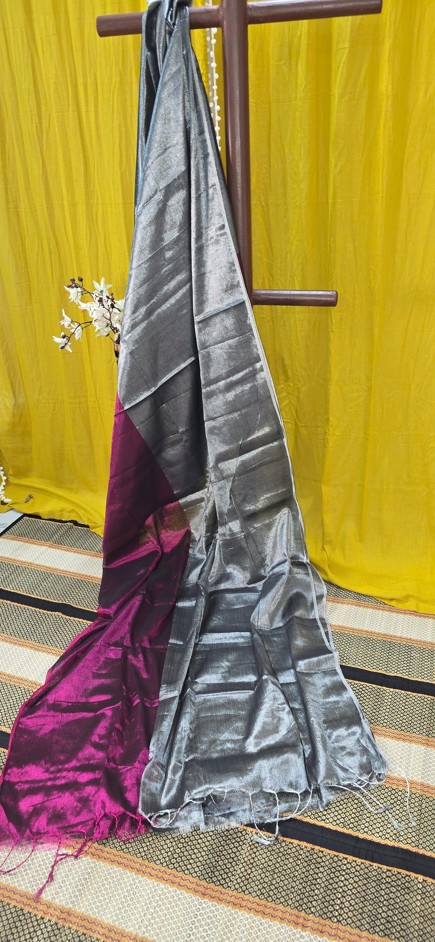 Elegant Pink and Silver Dual Shade Tissue Cotton Saree for Festive Wear