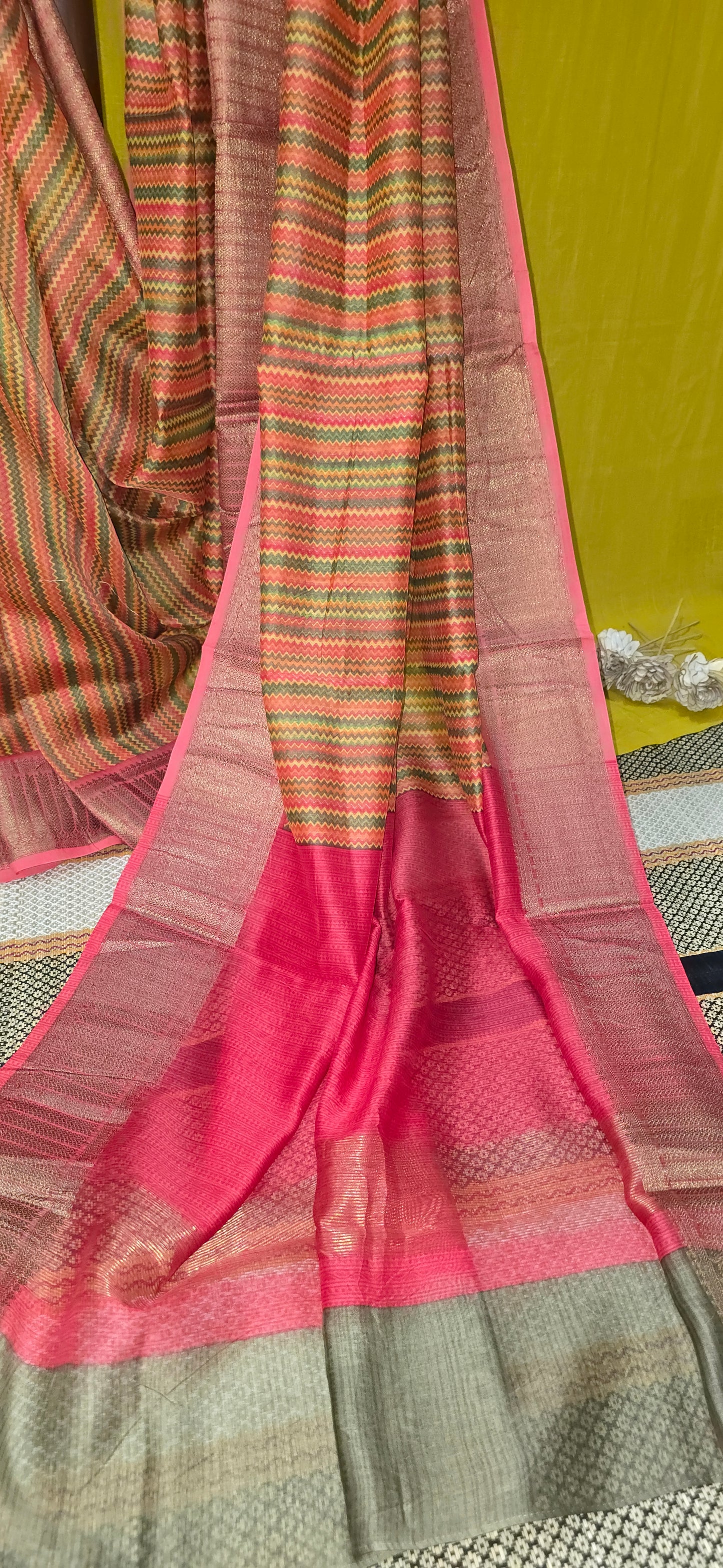 Beautiful Multicolor Chanderi Silk Saree with Intricate Design for Festive Wear