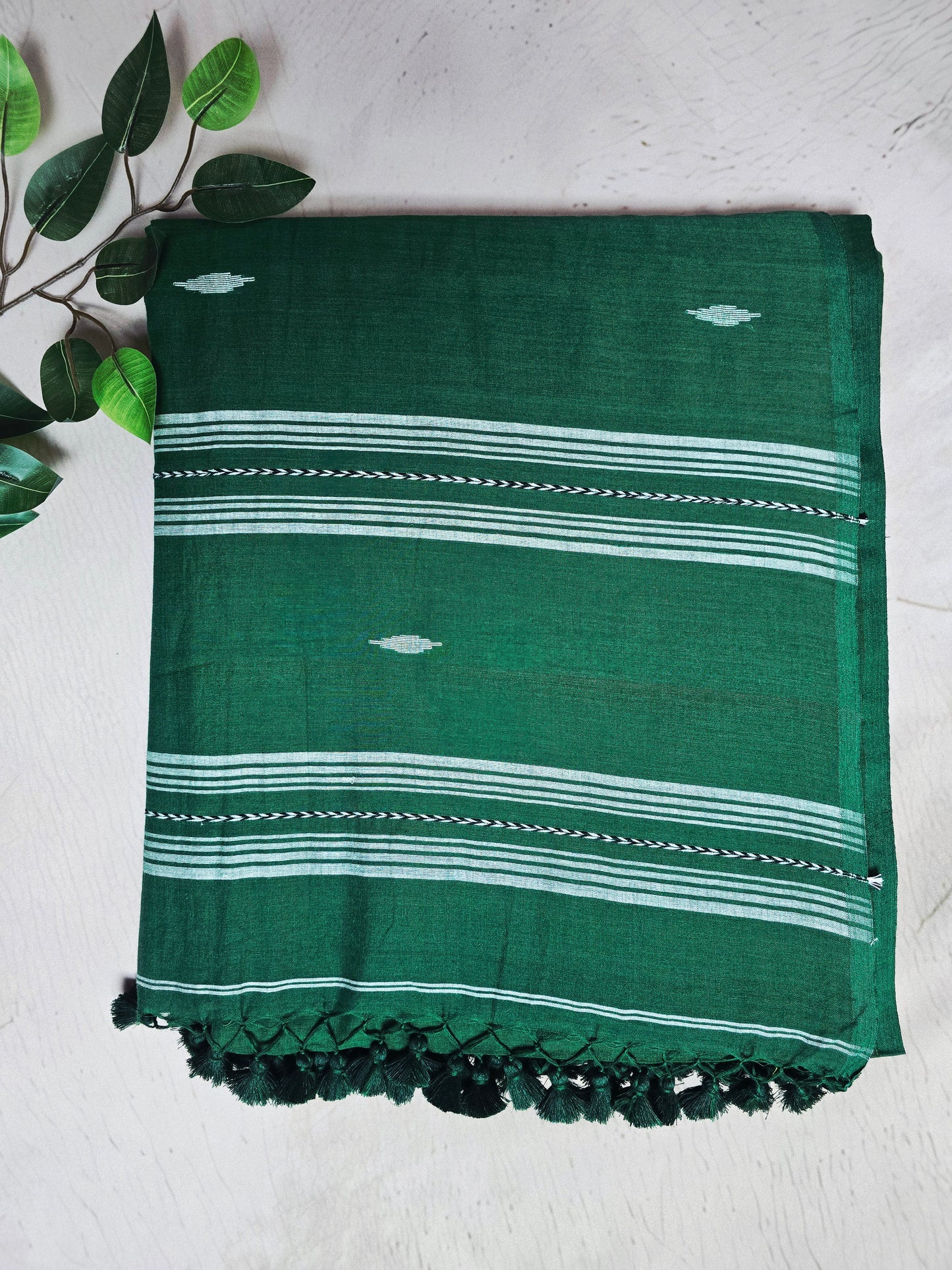 Emerald Green & White Jamdani Woven Mul Cotton Saree with Handcrafted Tassels