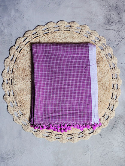 Plum Lilac Checkered Mul Cotton Saree with Contrast Border & Tassel Detailing