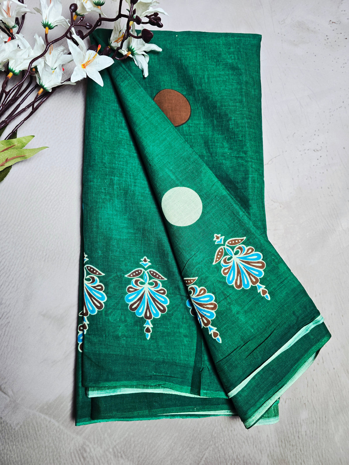 Emerald Green Cotton Saree with Multicolour Circle Motifs & Traditional Handblock Border