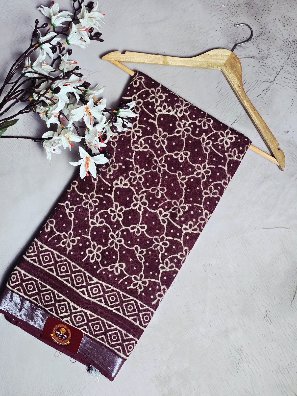 Wine & Ivory Floral Vine Linen Cotton Saree