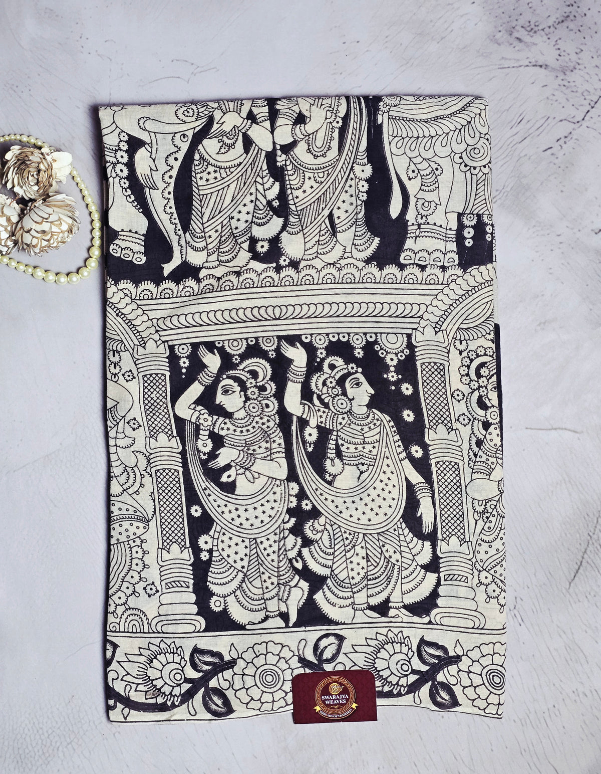 Black & White Traditional Kalamkari Figurative  Cotton Saree
