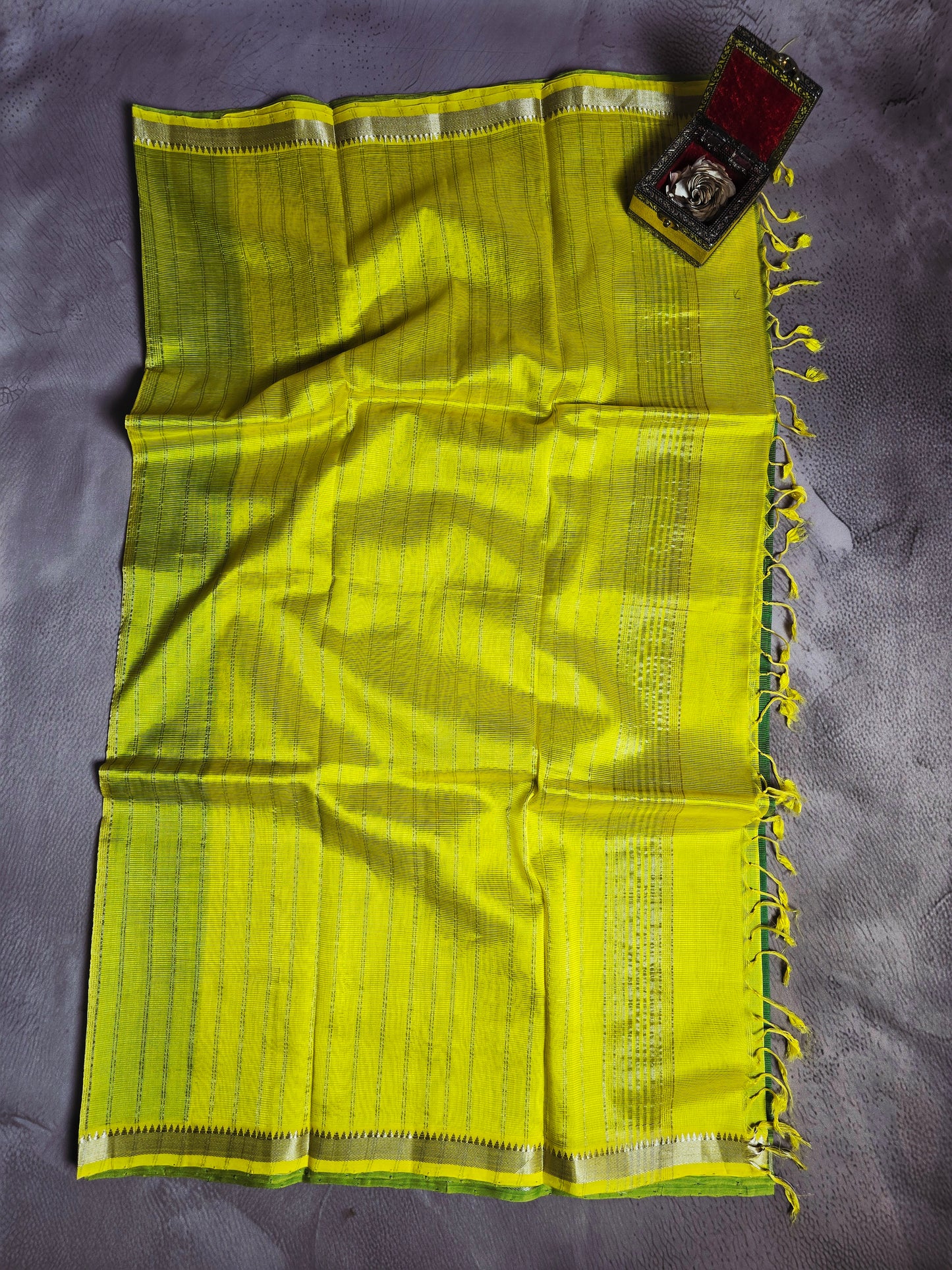 Green & Lime Yellow Mangalagiri Handloom Saree with Zari Border