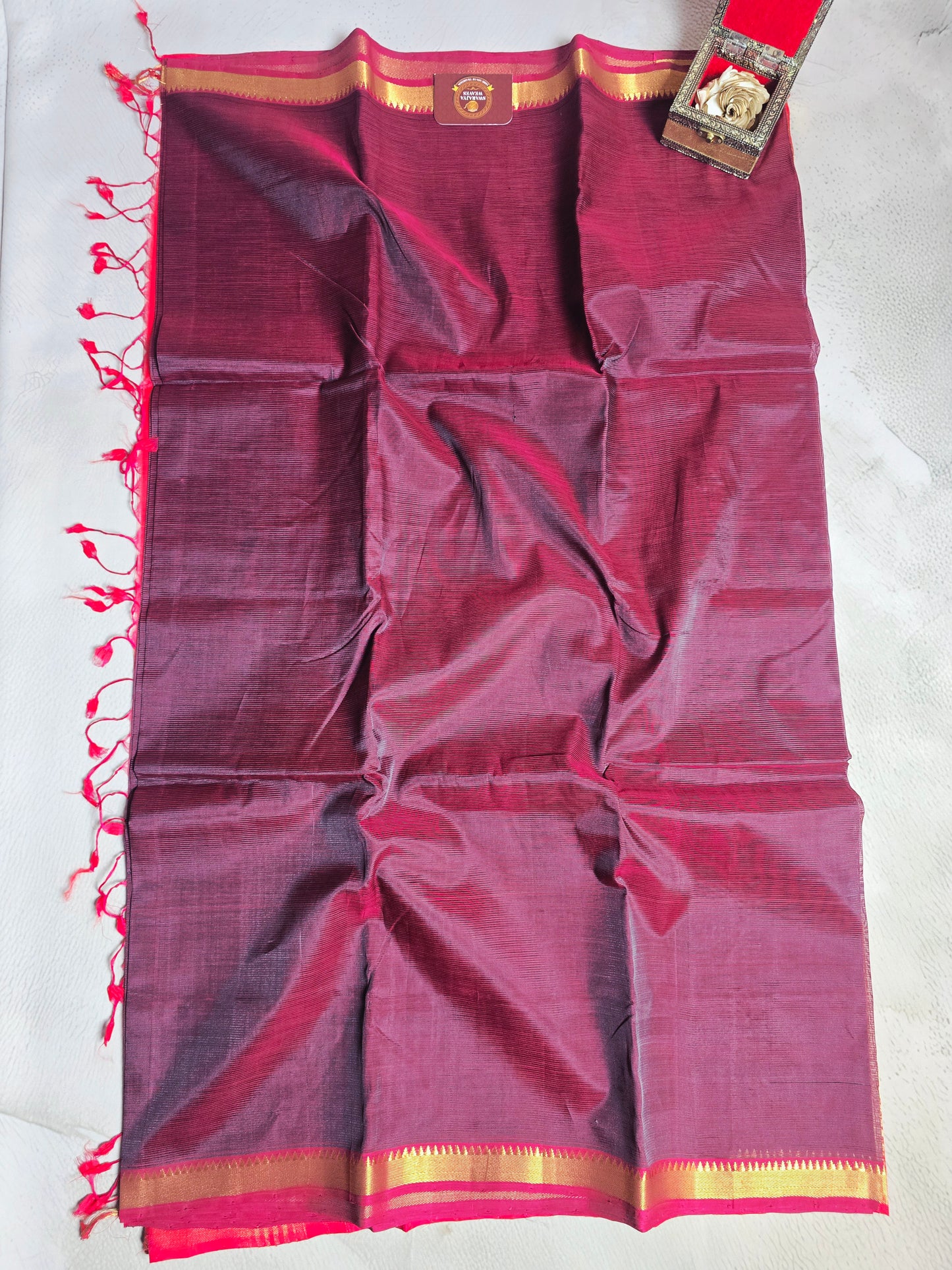 Wine & Red Mangalagiri Handloom Plain Saree with Gold Border