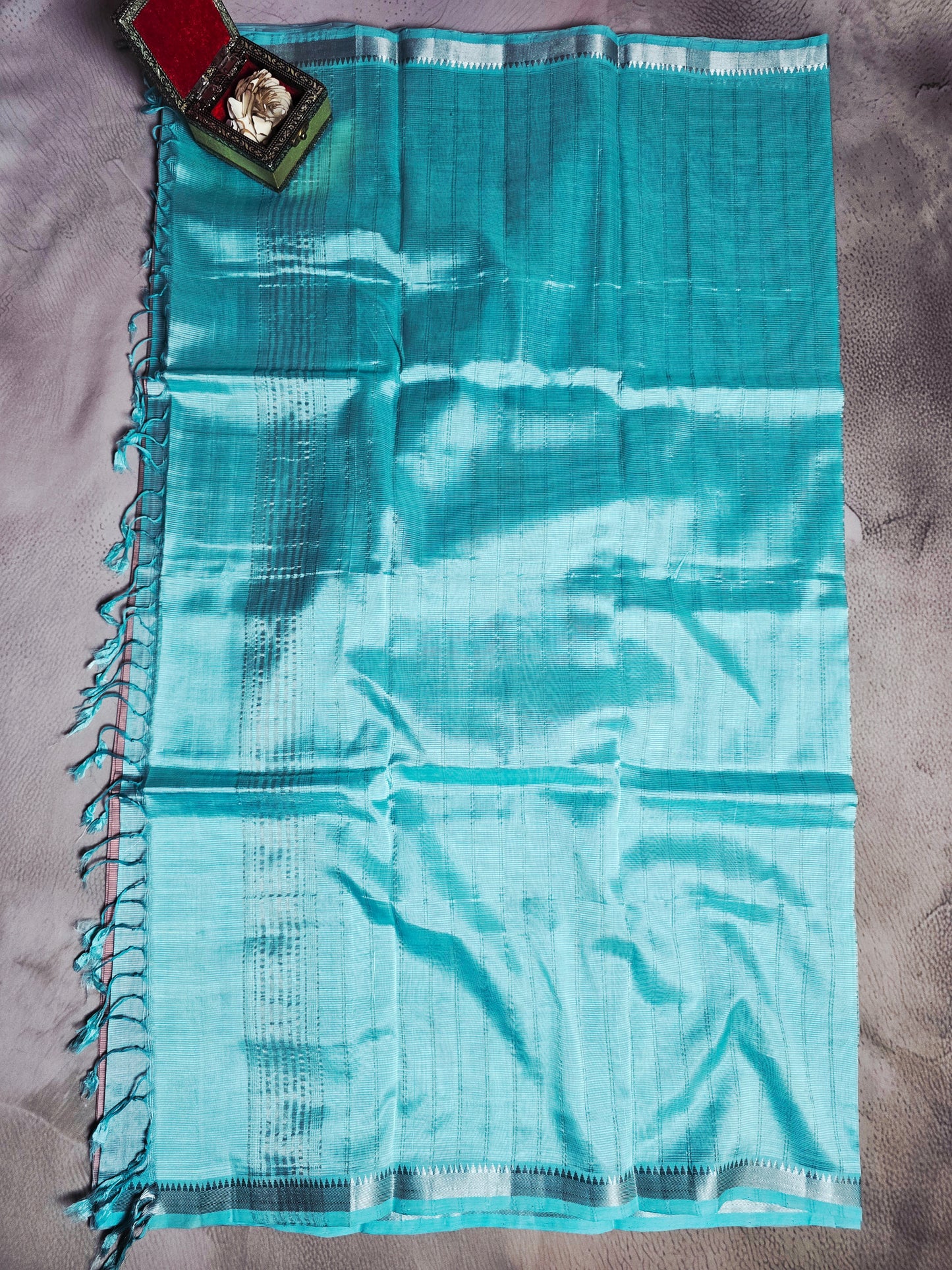 Grey Pink & Turquoise Mangalagiri Handloom Plain Saree with Woven Border