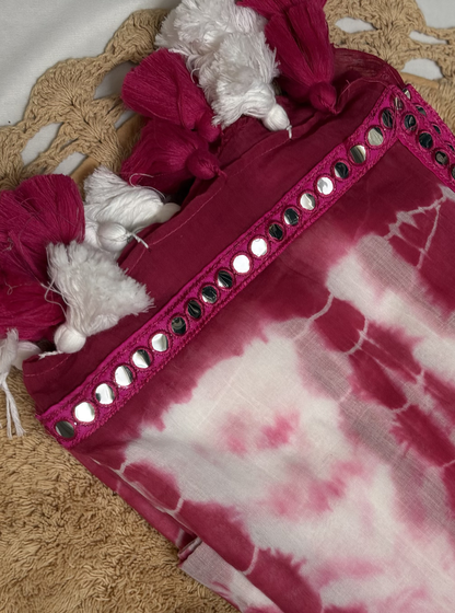 Trendy Pink Tie-Dye Mul Cotton Saree with Mirror Lace Border & Tassels