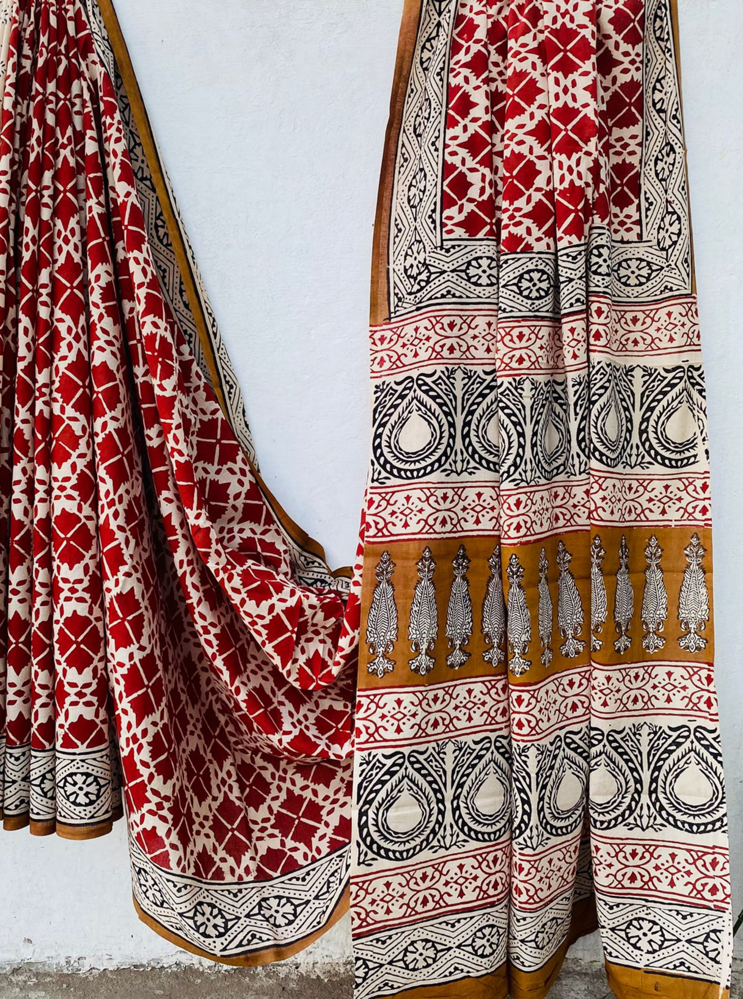 Handblock Bagru Print Cotton Saree in Ivory & Red