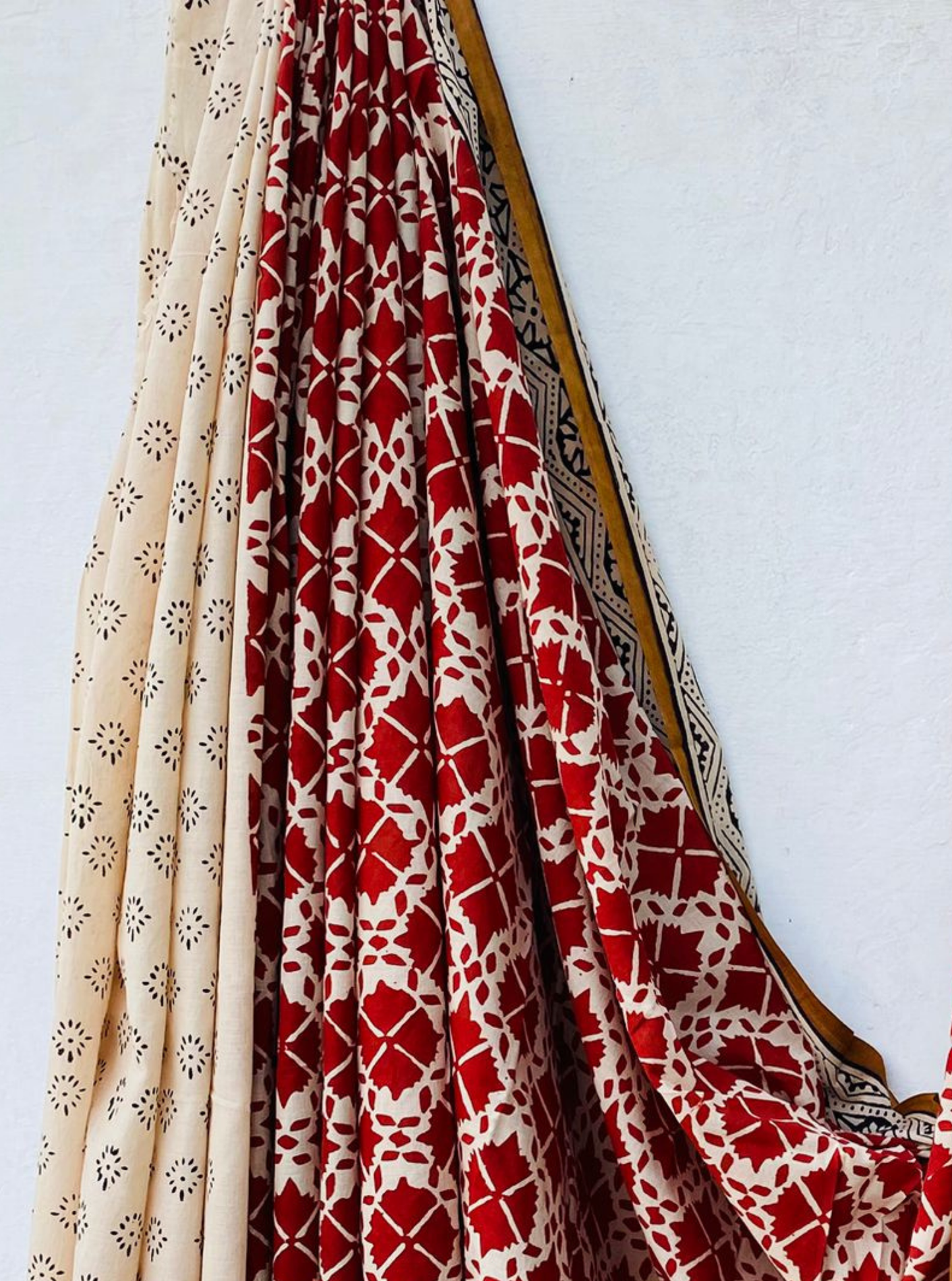 Handblock Bagru Print Cotton Saree in Ivory & Red