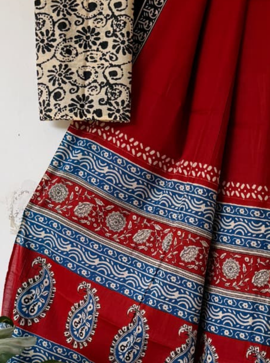 Red & Indigo Bagru Print Cotton Saree with Paisley Border