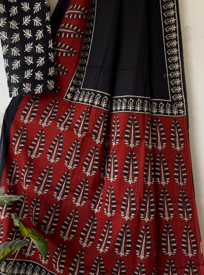 Maroon & Black Bagru Print Cotton Saree with Tribal Leaf Motifs