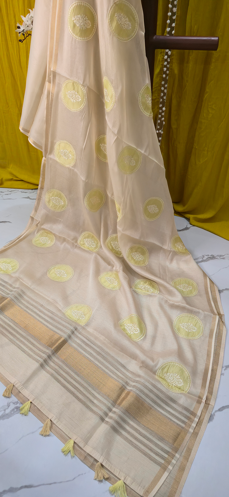 Elegant Ivory Tissue Silk Saree with Applique Design for Festive Wear