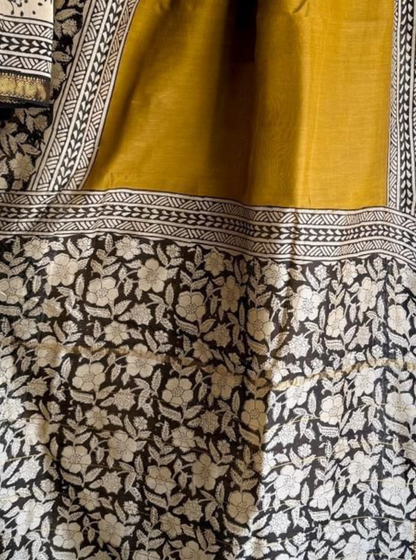 Mustard Yellow Maheshwari Silk Saree with Floral Border & Traditional Woven Design