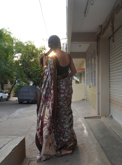 Grey & Maroon Mangalagiri Silk Saree with Elegant Floral Kalamkari-Inspired Design