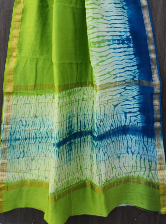 Green & Blue Maheshwari Silk Saree with Shibori-Inspired Pallu