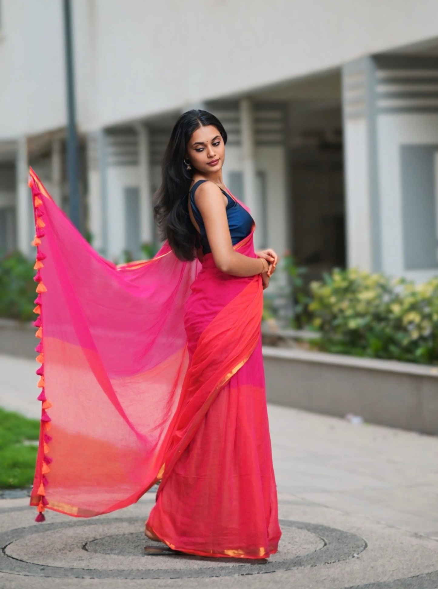 Dual Tone Pink & Orange Mul Cotton Saree with Contrast Border