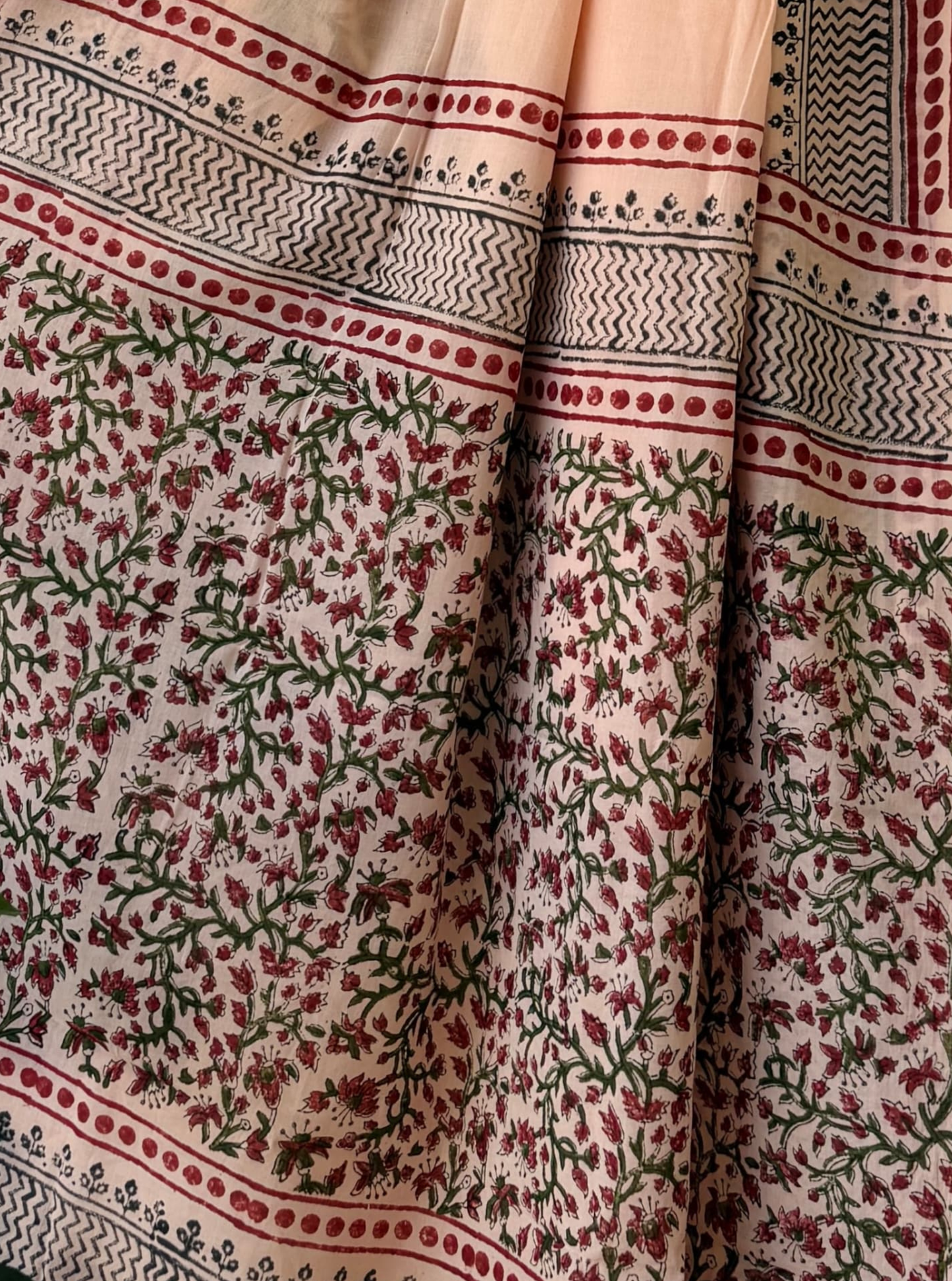 Elegant Off-White Bagru Print Cotton Saree with Floral Jaal