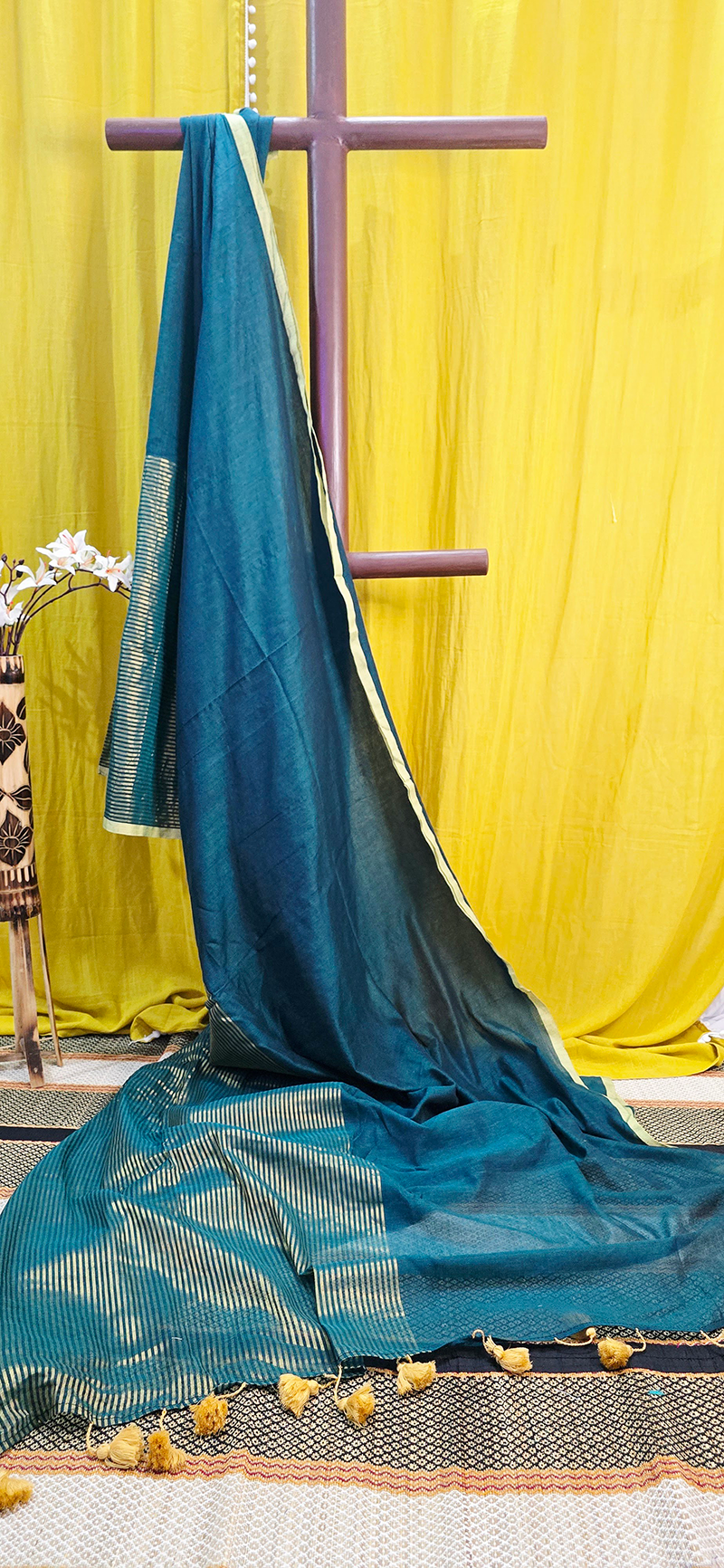 Elegant Green Mul Cotton Saree with Tissue Zari Lines for Festive & Daily Wear