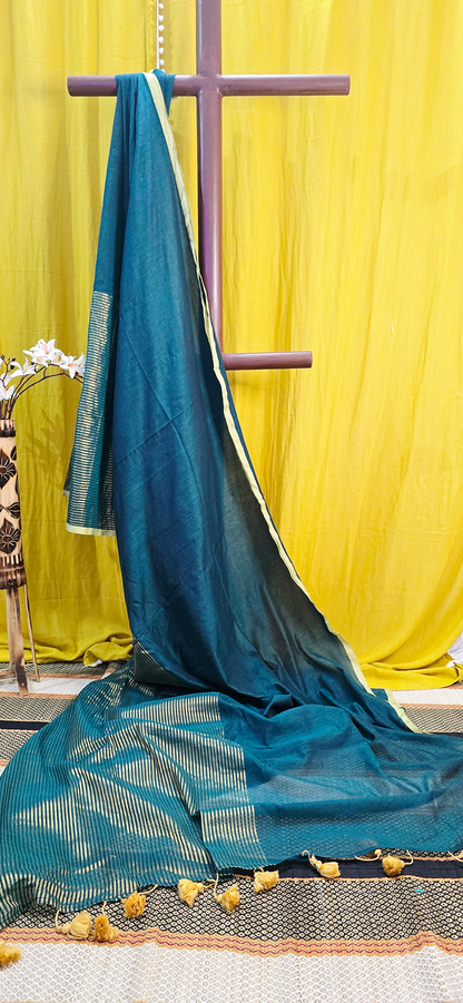 Elegant Green Mul Cotton Saree with Tissue Zari Lines for Festive & Daily Wear