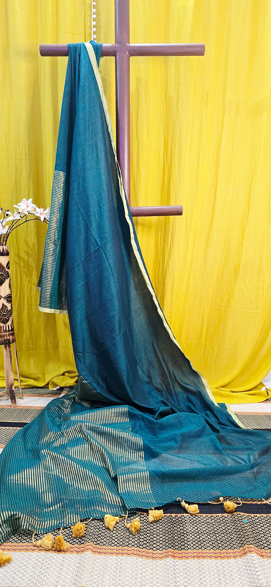 Elegant Green Mul Cotton Saree with Tissue Zari Lines for Festive & Daily Wear