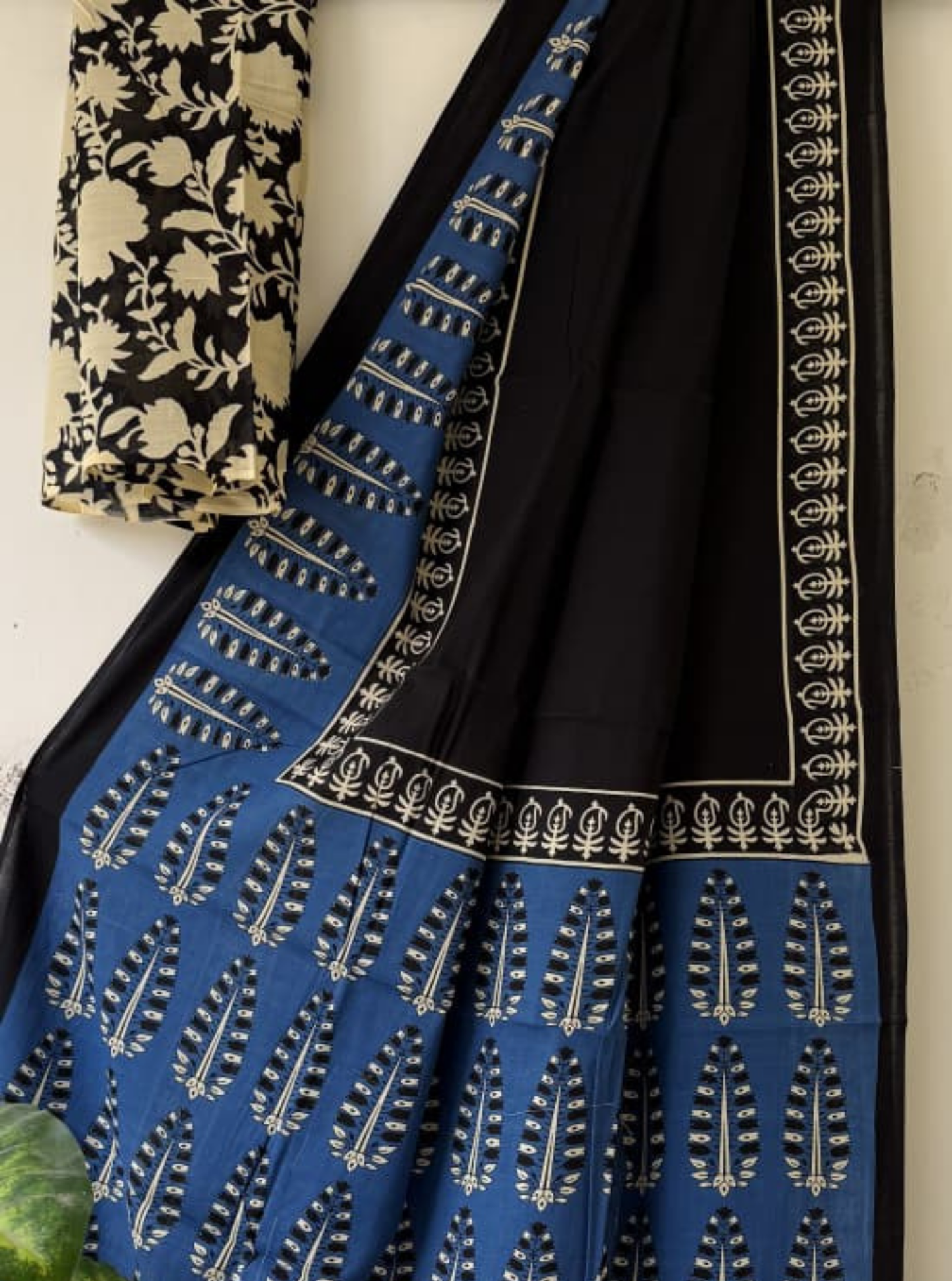 Midnight Black & Indigo Bagru Print Cotton Saree with Leaf Motifs