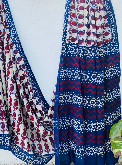 Indigo & Red Floral Bagru Handblock Printed Cotton Saree