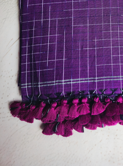 Elegant Purple Mul Cotton Saree with Check Pattern & Tassel Pallu
