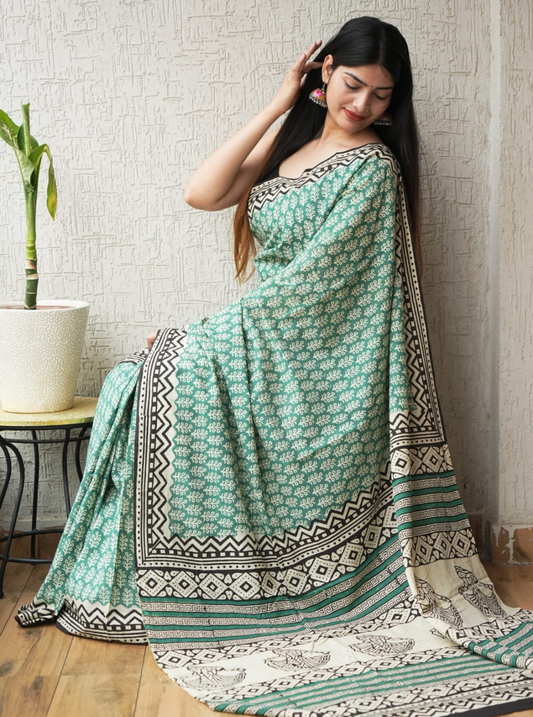Elegant Sea Green Cotton Saree with Traditional Block Prints & Contrast Border