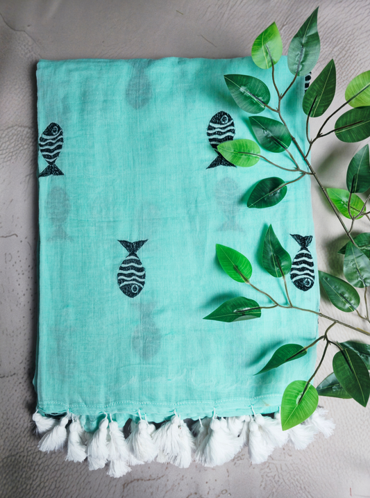 Elegant Aqua Mul Cotton Saree with Fish Motifs & Tassel Pallu