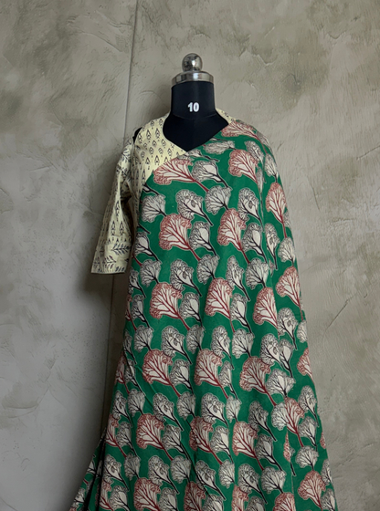 Emerald Green Cotton Kalamkari Saree with Leaf Motif Prints