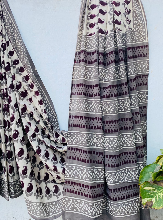 Elegant Grey & Plum Bagru Handblock Printed Cotton Saree