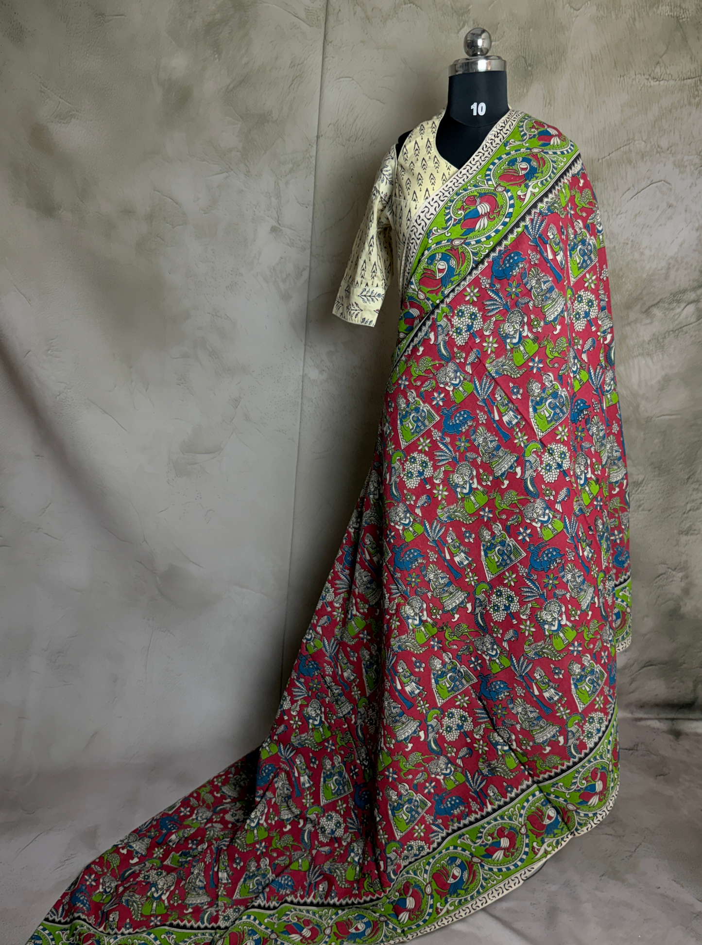 Rani Pink Cotton Kalamkari Saree with Traditional Figurative Prints