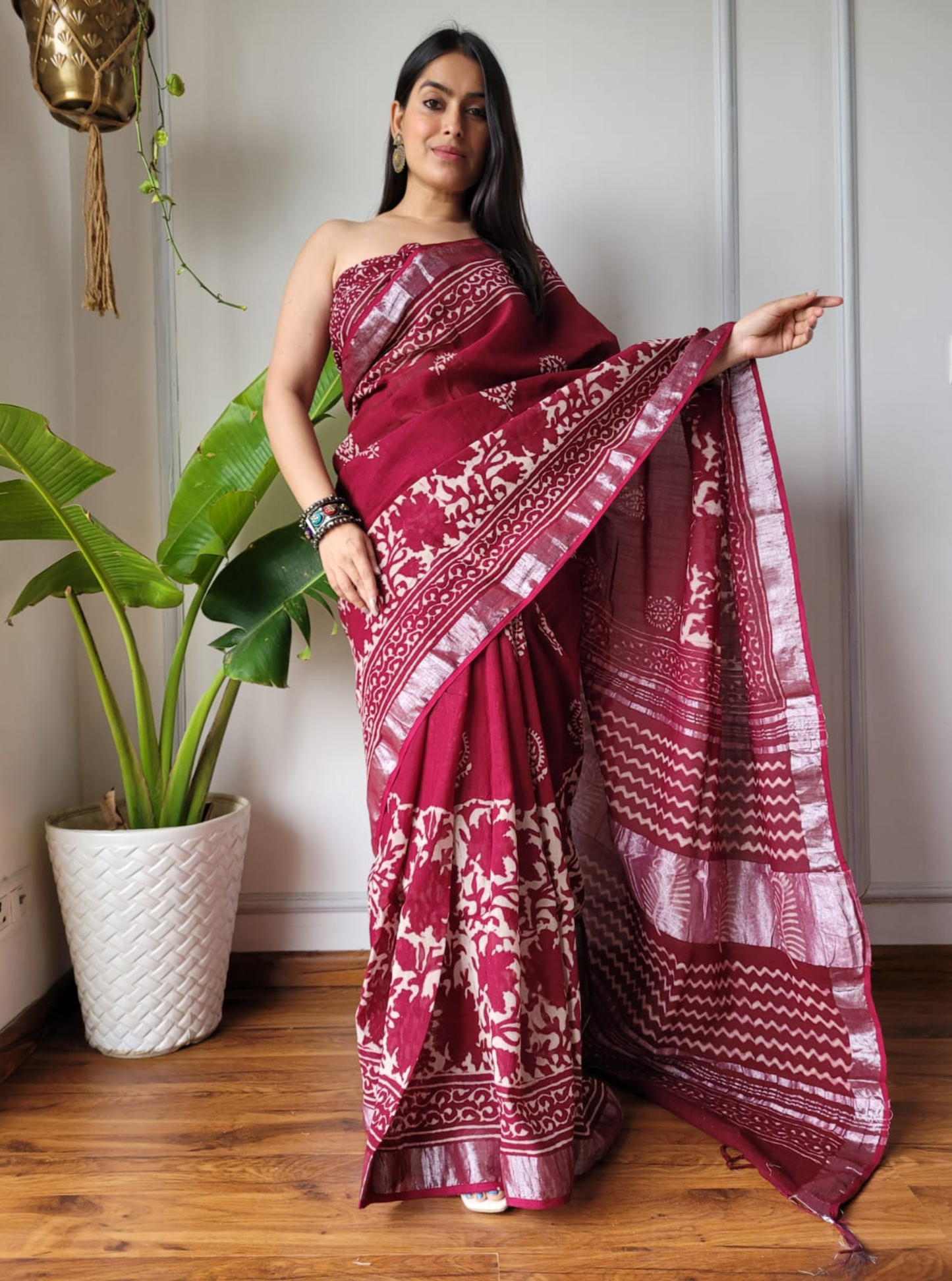 Maroon Cotton Linen Saree with Hand Block Inspired Prints & Statement Pallu