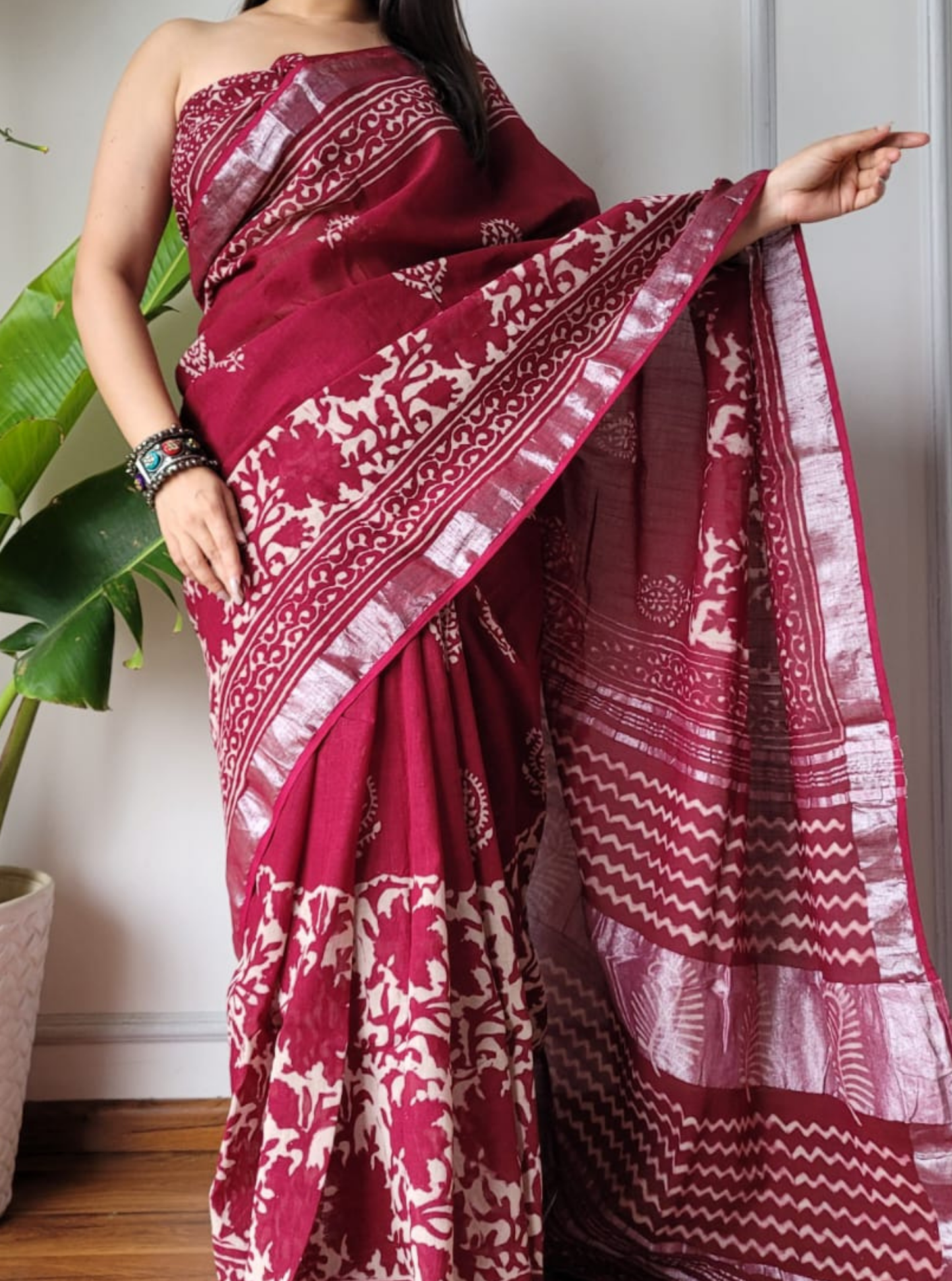 Maroon Cotton Linen Saree with Hand Block Inspired Prints & Statement Pallu