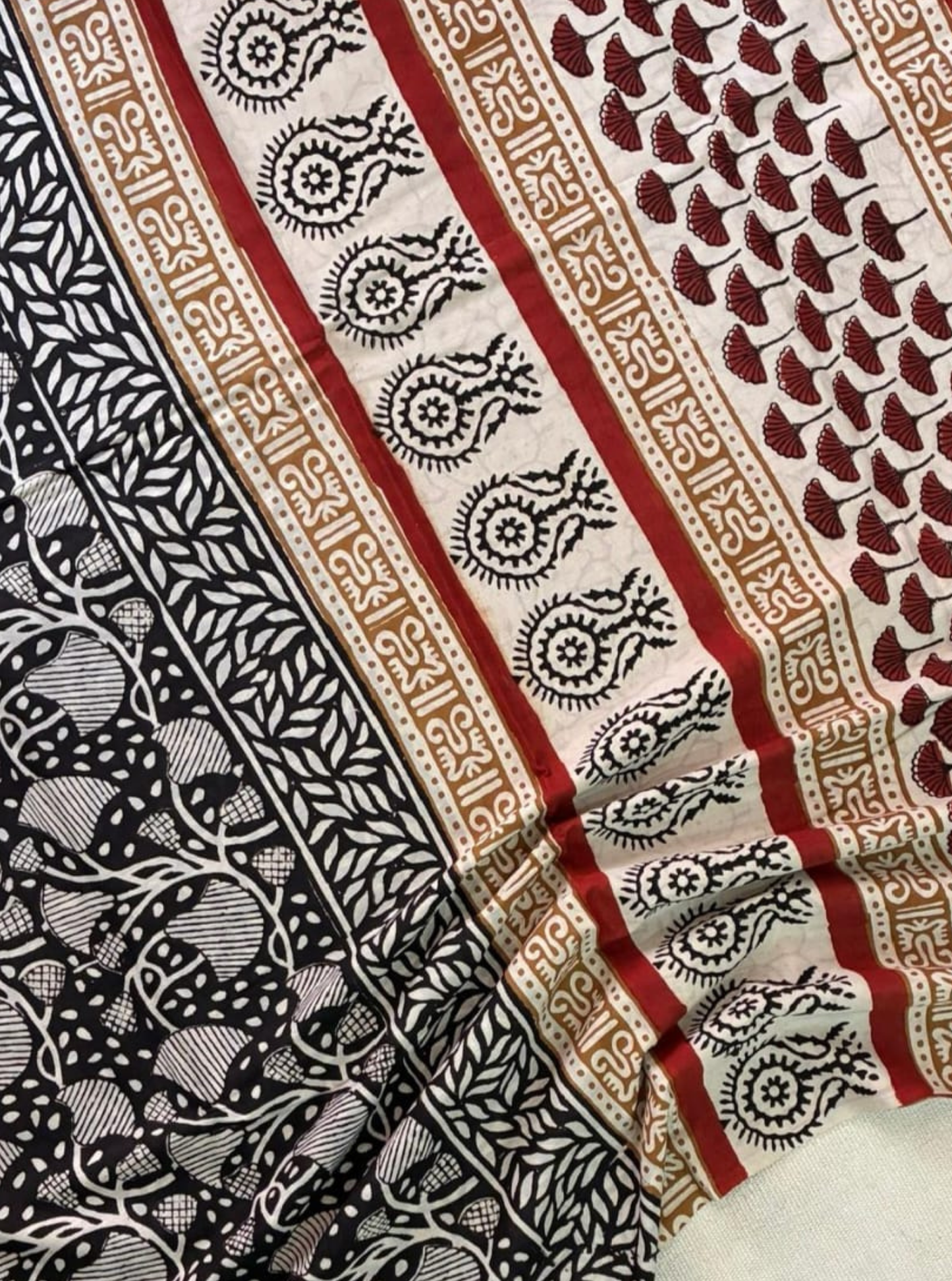 Black & Beige Cotton Saree with Paisley & Floral Border
